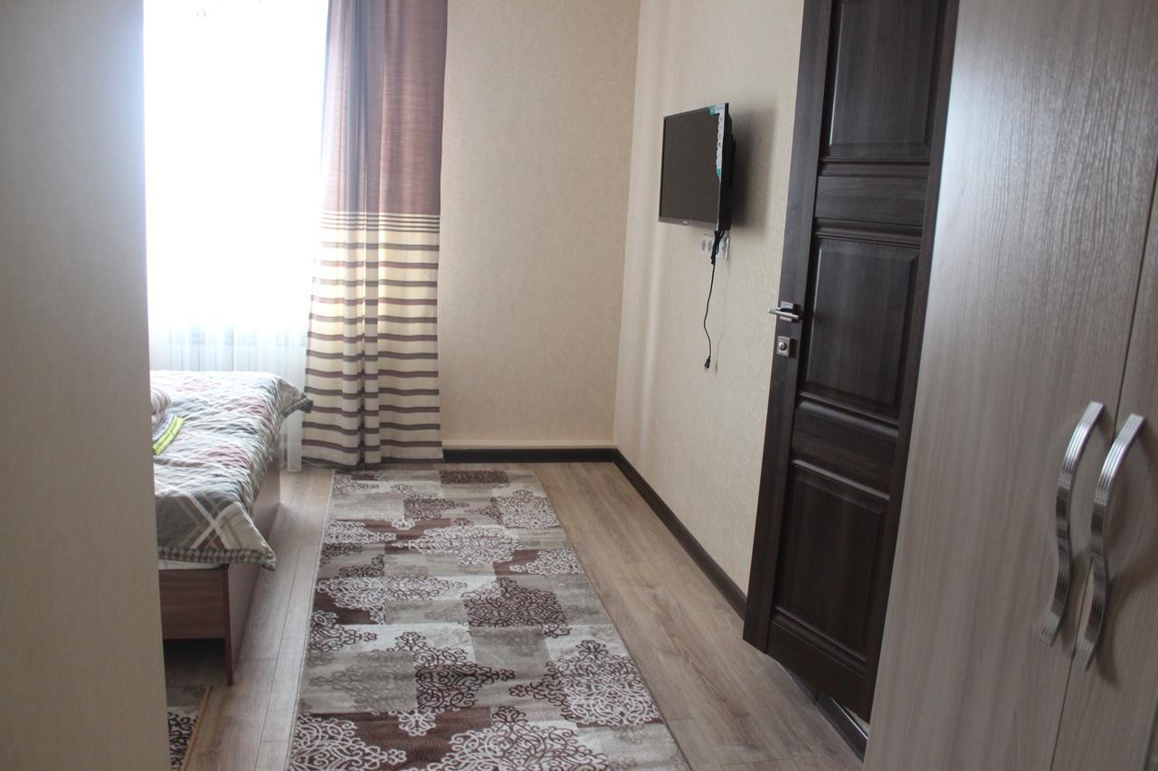 Mount Yard Karakol Hotel Exterior photo